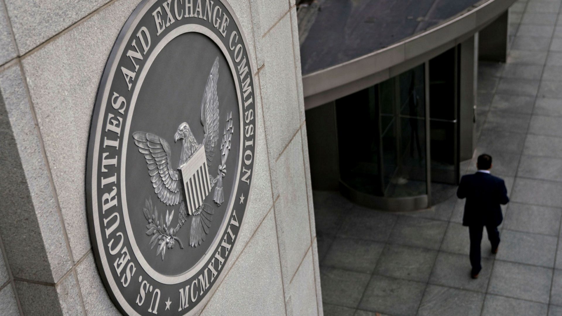 SEC Vadeli İşlemler Piyasası Hakkında Uyarı Yaptı