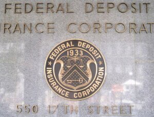 ABD Düzenleyicileri, Bankaların Kripto Hizmetinin Koşullarını Belirliyor