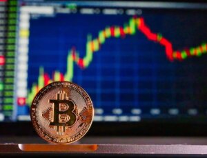 Bitcoin Piyasaları Durgun 40 bin Dolarda, FIL Yüzde 11 Yükseldi