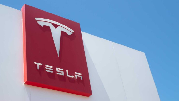 Tesla Fabrikaları Milyarlarca Dolar Kaybederken TSLA`nın Gidişatı Nasıl?